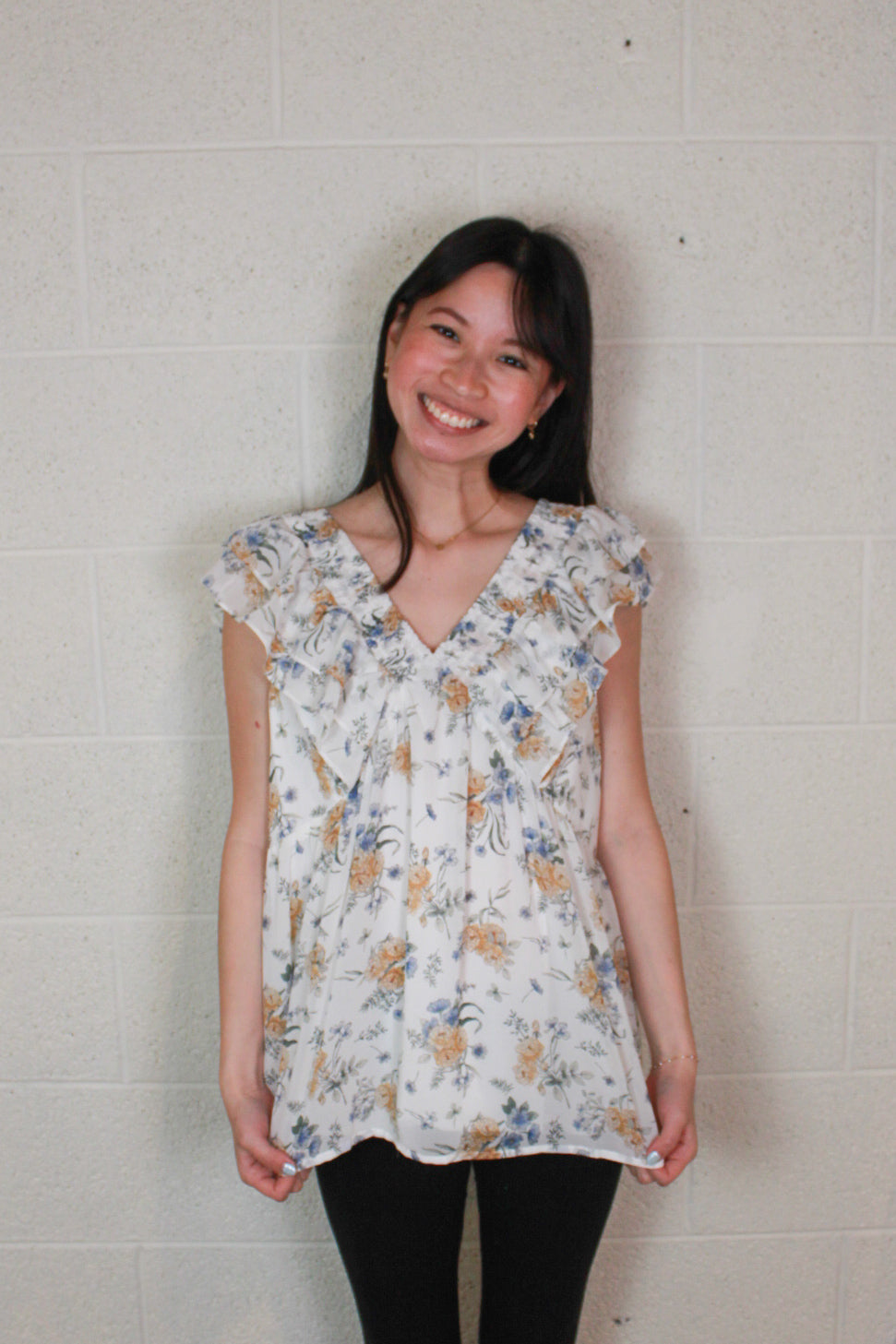 Floral V-Neck Ruffle Top