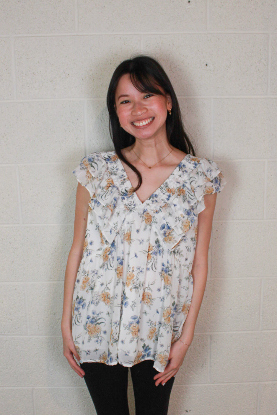 Floral V-Neck Ruffle Top