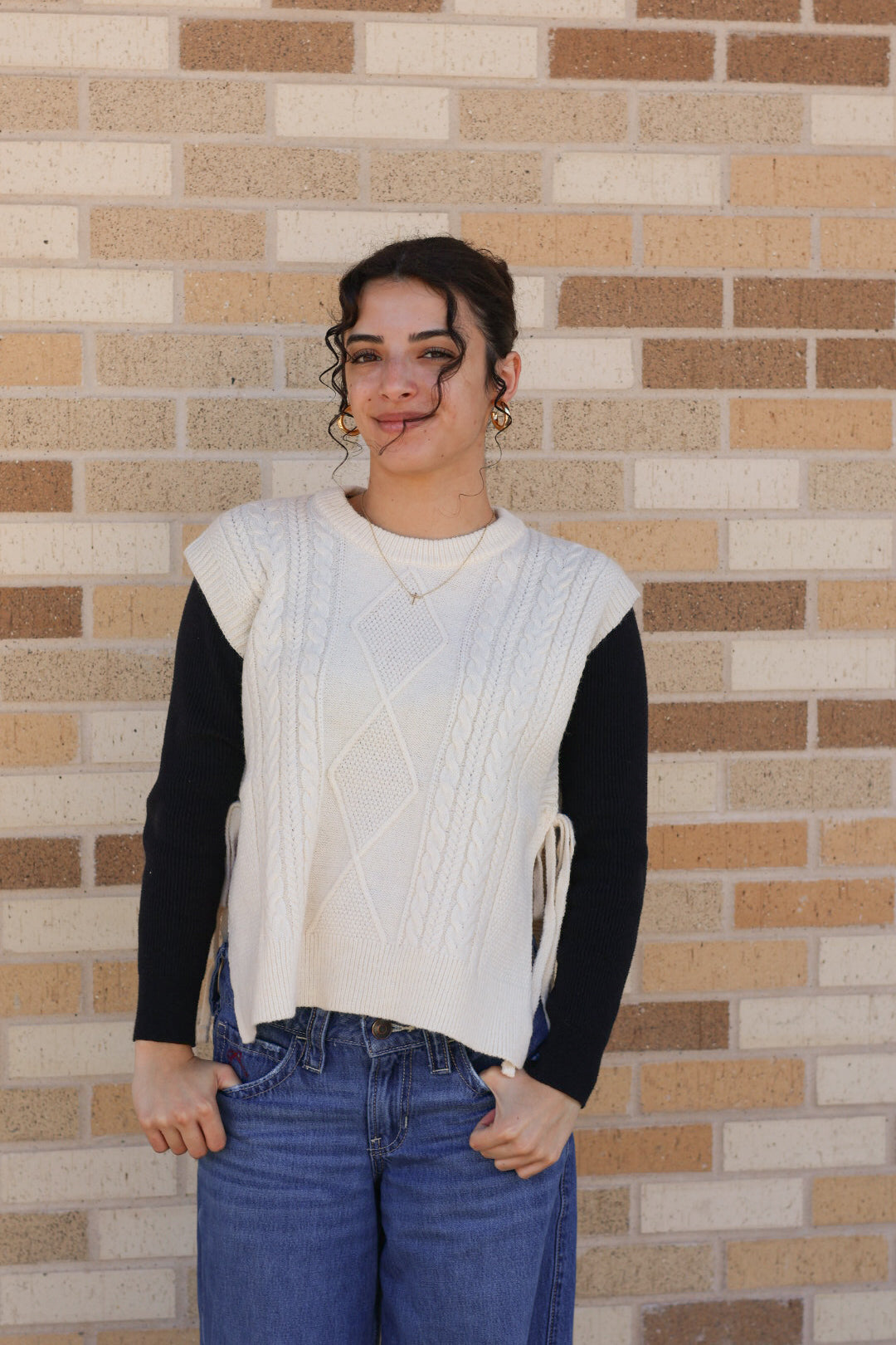 Side Tie Sweater Vest